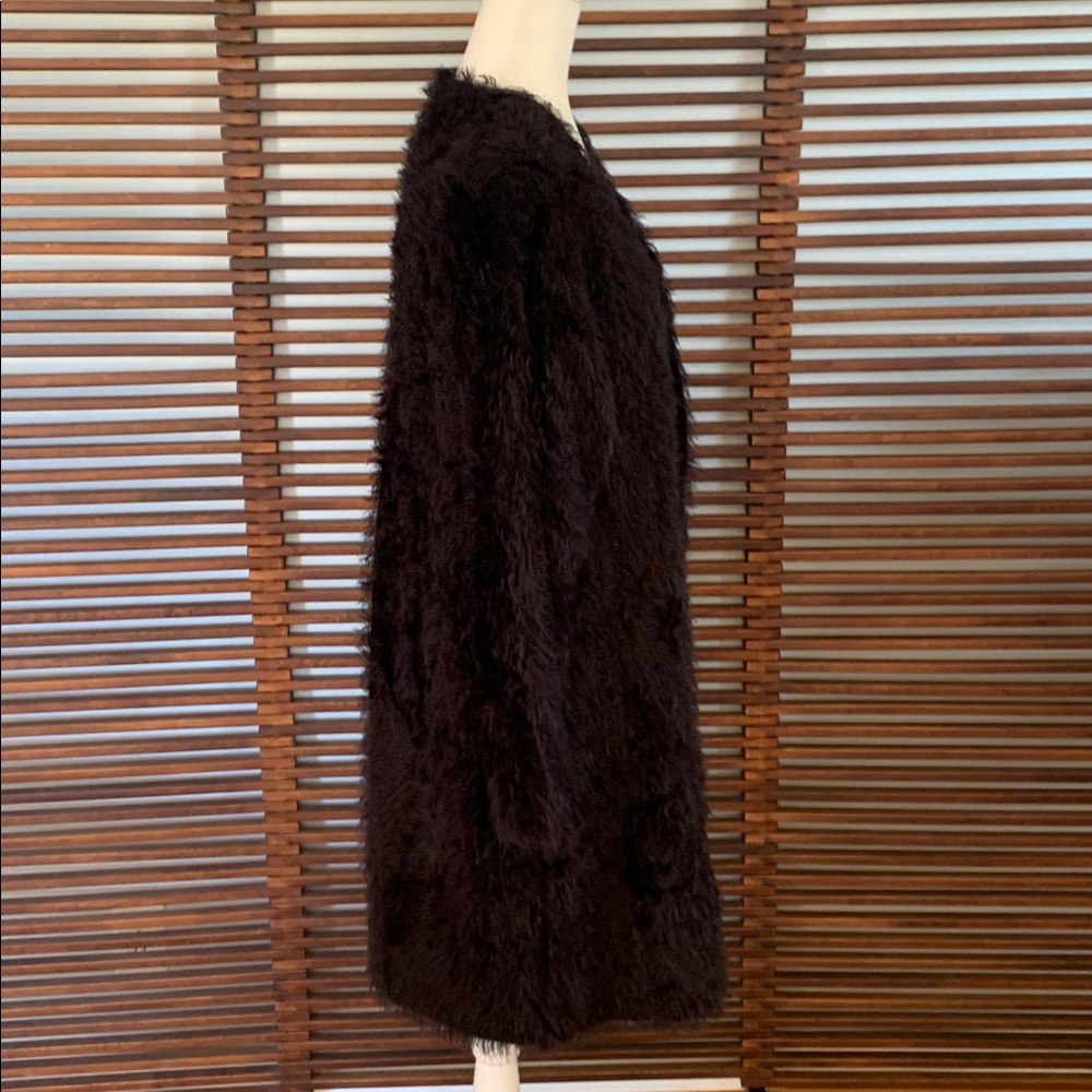 Magna Fuzzy Long Jacket - Picture 5 of 9